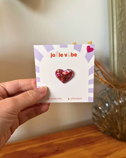 Pin's coeur à paillettes