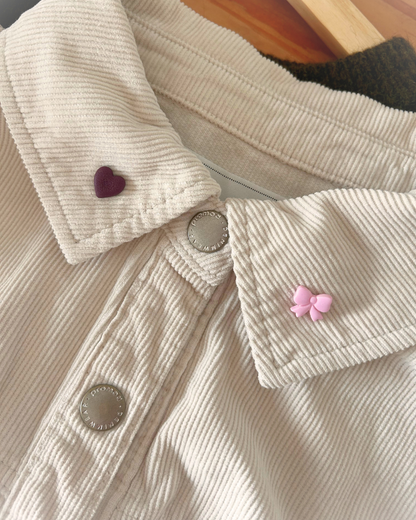 Pin's - Trio fleur, nœud et cœur