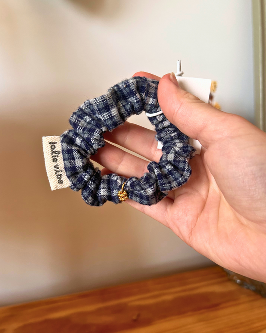 Scrunchy charm - carreaux flanelle